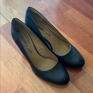 Clarks Black Pumps